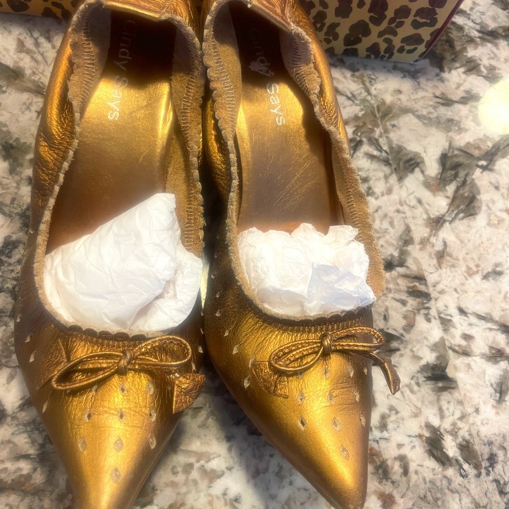 Cindy Says Bronze low Heels